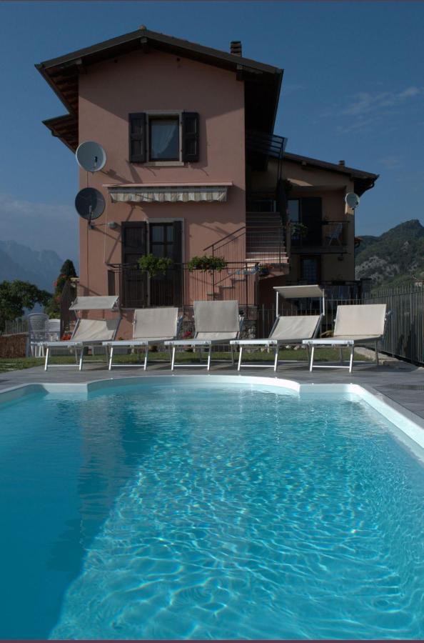 Appartamenti Casa Palazzina Malcesine Luaran gambar