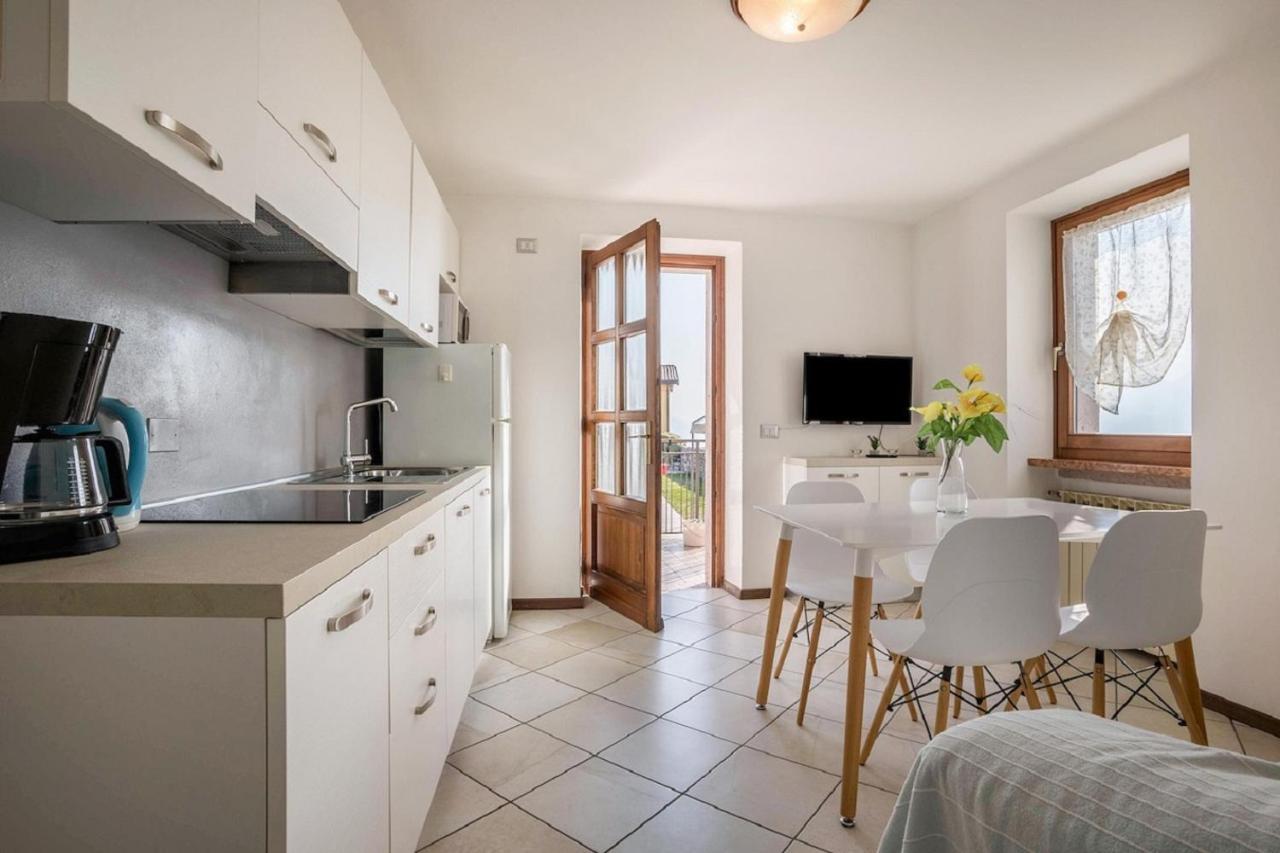 Appartamenti Casa Palazzina Malcesine Luaran gambar