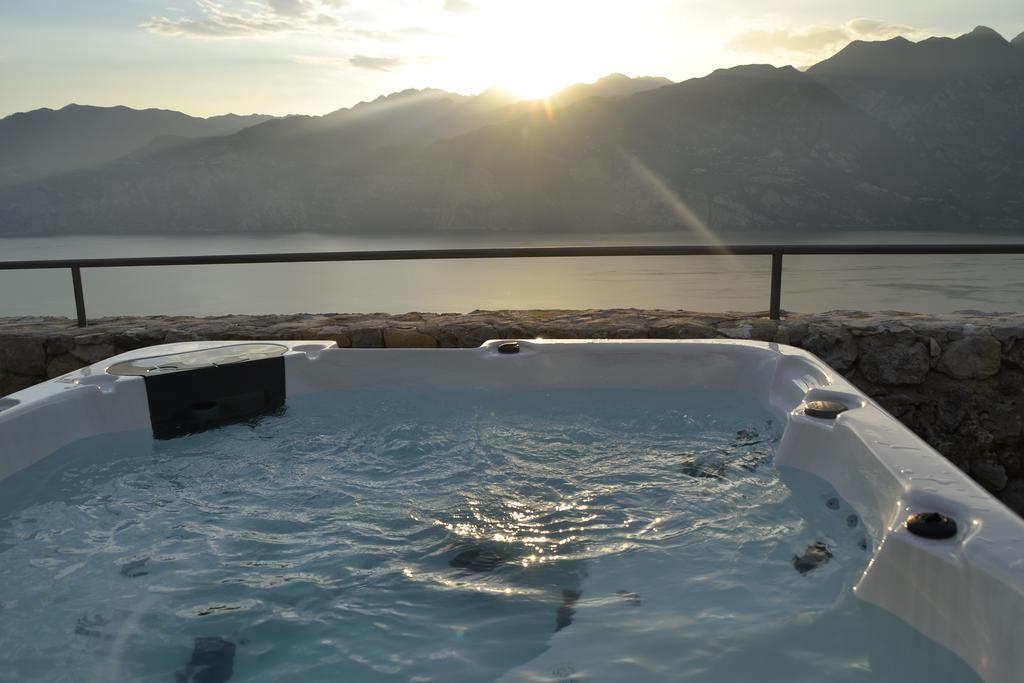Appartamenti Casa Palazzina Malcesine Luaran gambar