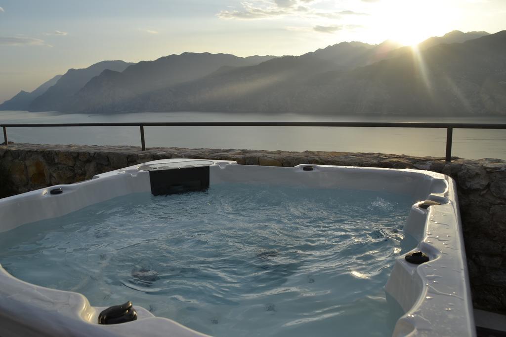 Appartamenti Casa Palazzina Malcesine Luaran gambar
