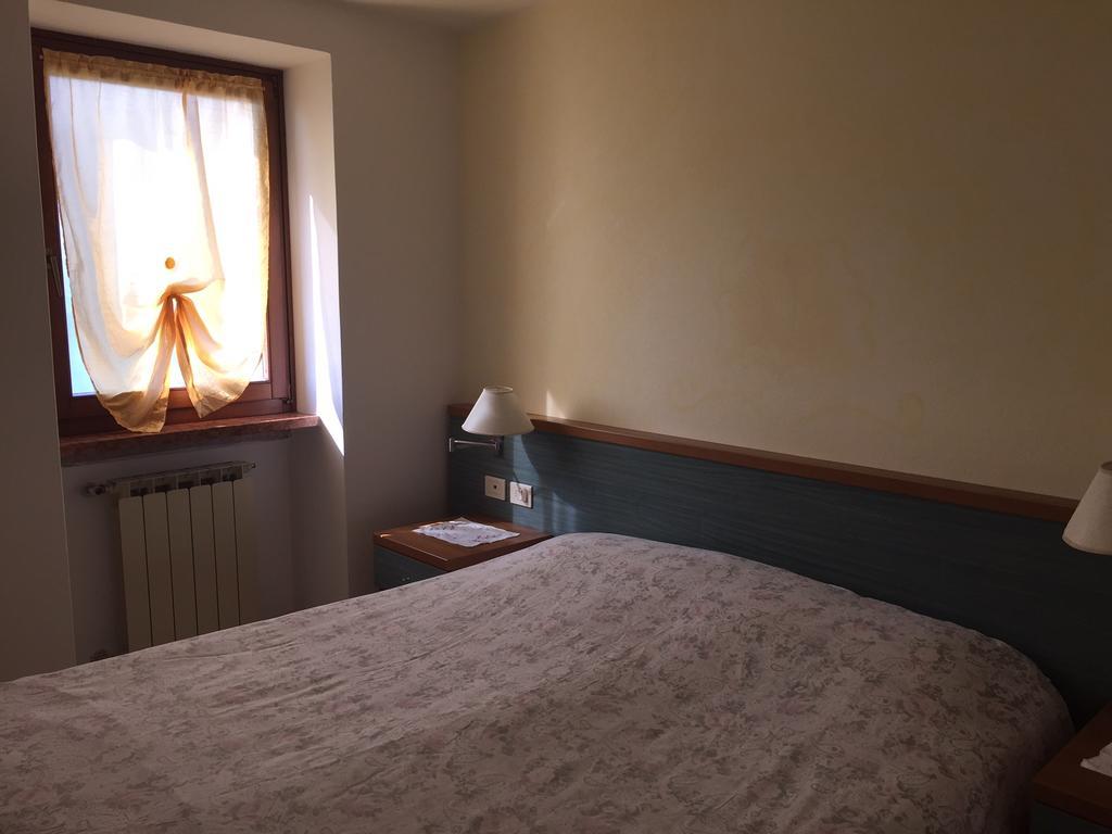 Appartamenti Casa Palazzina Malcesine Luaran gambar