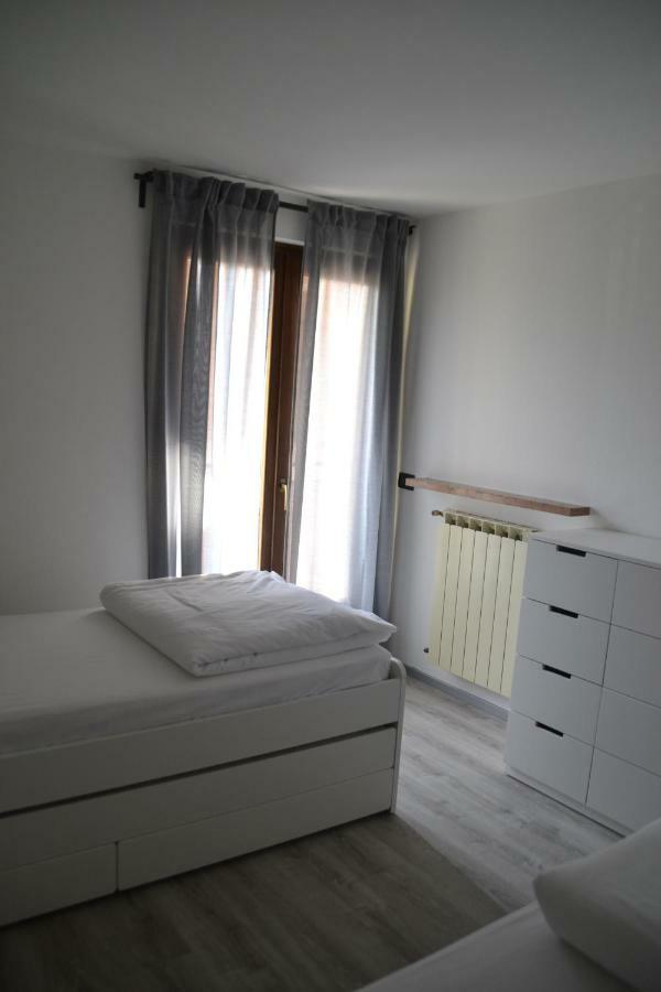 Appartamenti Casa Palazzina Malcesine Luaran gambar