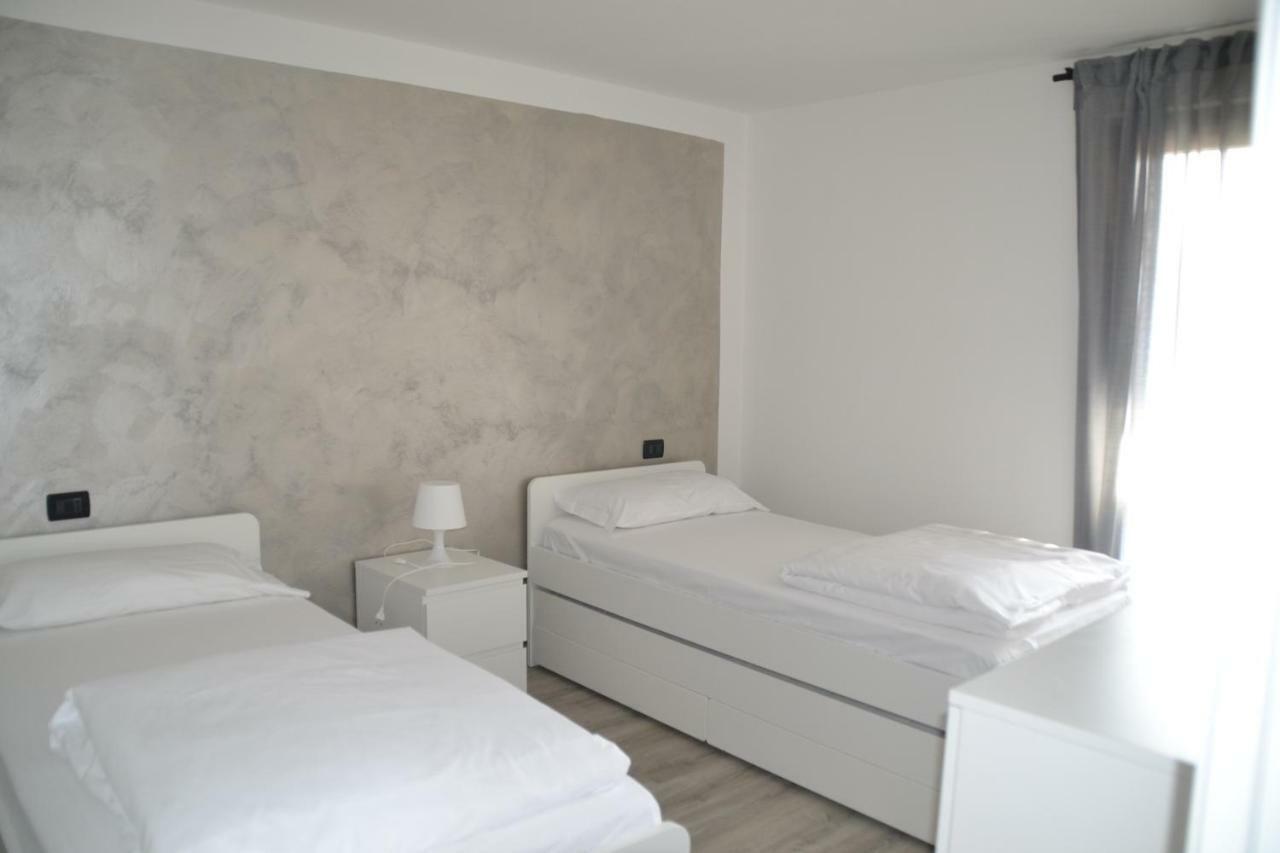 Appartamenti Casa Palazzina Malcesine Luaran gambar