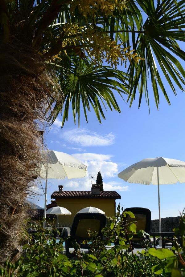 Appartamenti Casa Palazzina Malcesine Luaran gambar